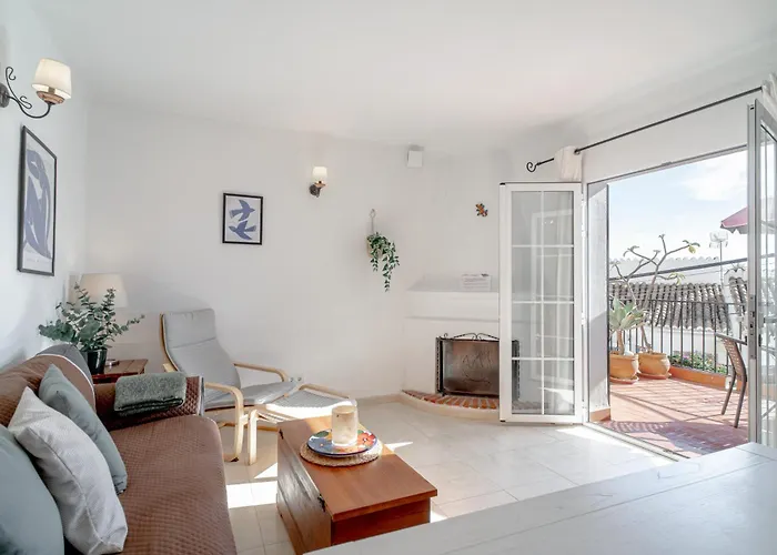 Caritas Punta Lara Casasol Nyaraló