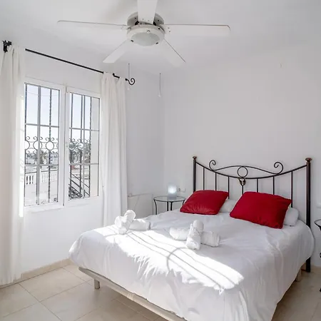 Caritas Punta Lara Casasol * Nerja